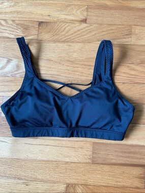 Black Sports Bra